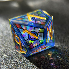 HAOMEJA Light interaction highlights resin glow and color depth.