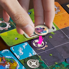 Hasbro Gaming Life in Reterra relics-cards provide optional scoring bonuses