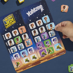 Hasbro Yahtzee Jr. Star Wars bright visuals create immersive kid-friendly gameplay.
