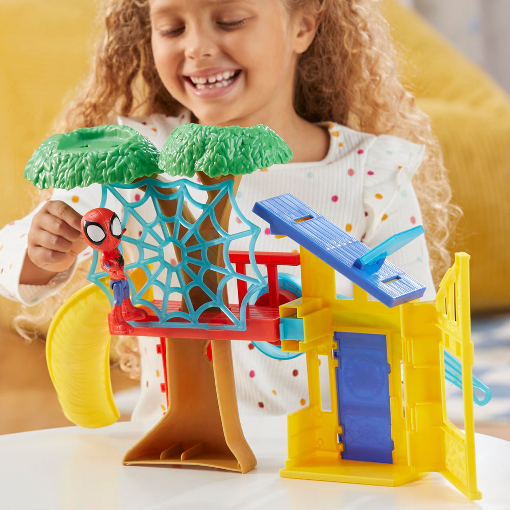 Hasbro Spidey Playground 4-inch action figure included for ready-to-play hero moments