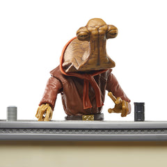 Blaster accessory included for action-ready display