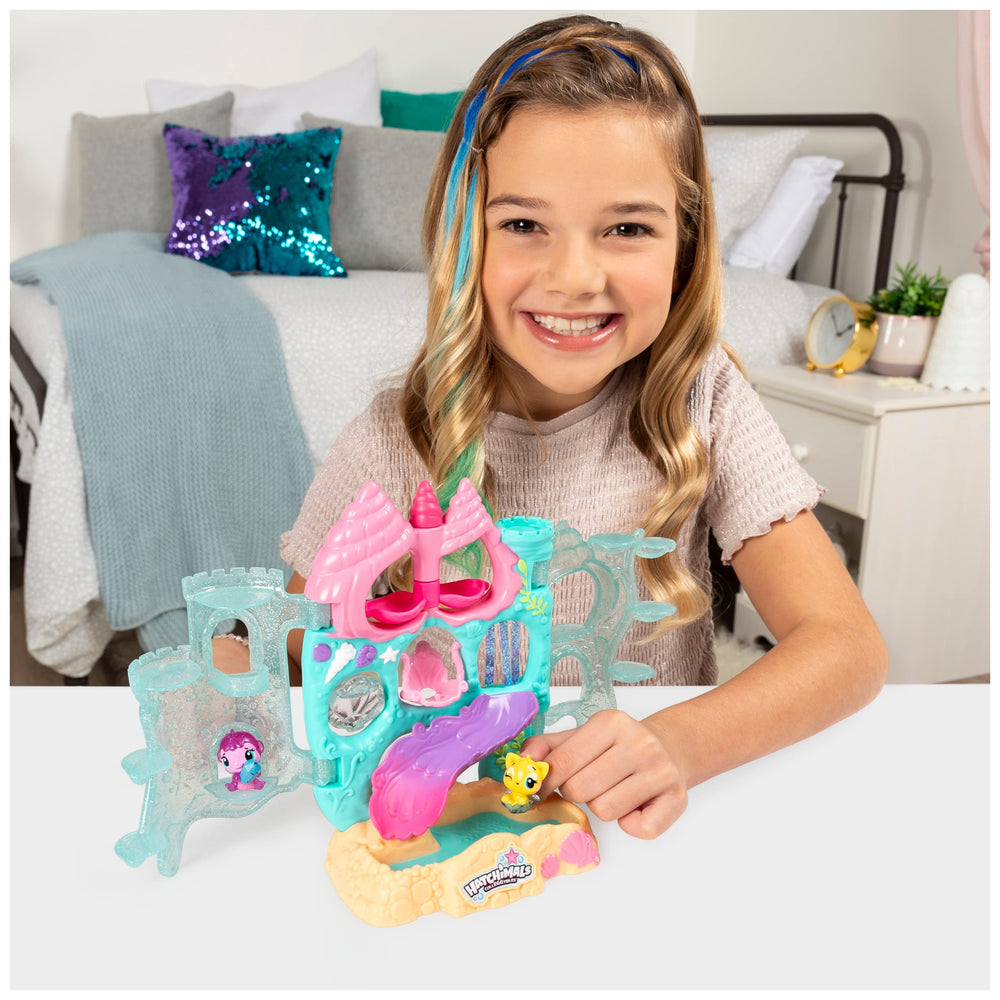 Hatchimals Coral Castle treasure chest hides surprises and extra hatchimals