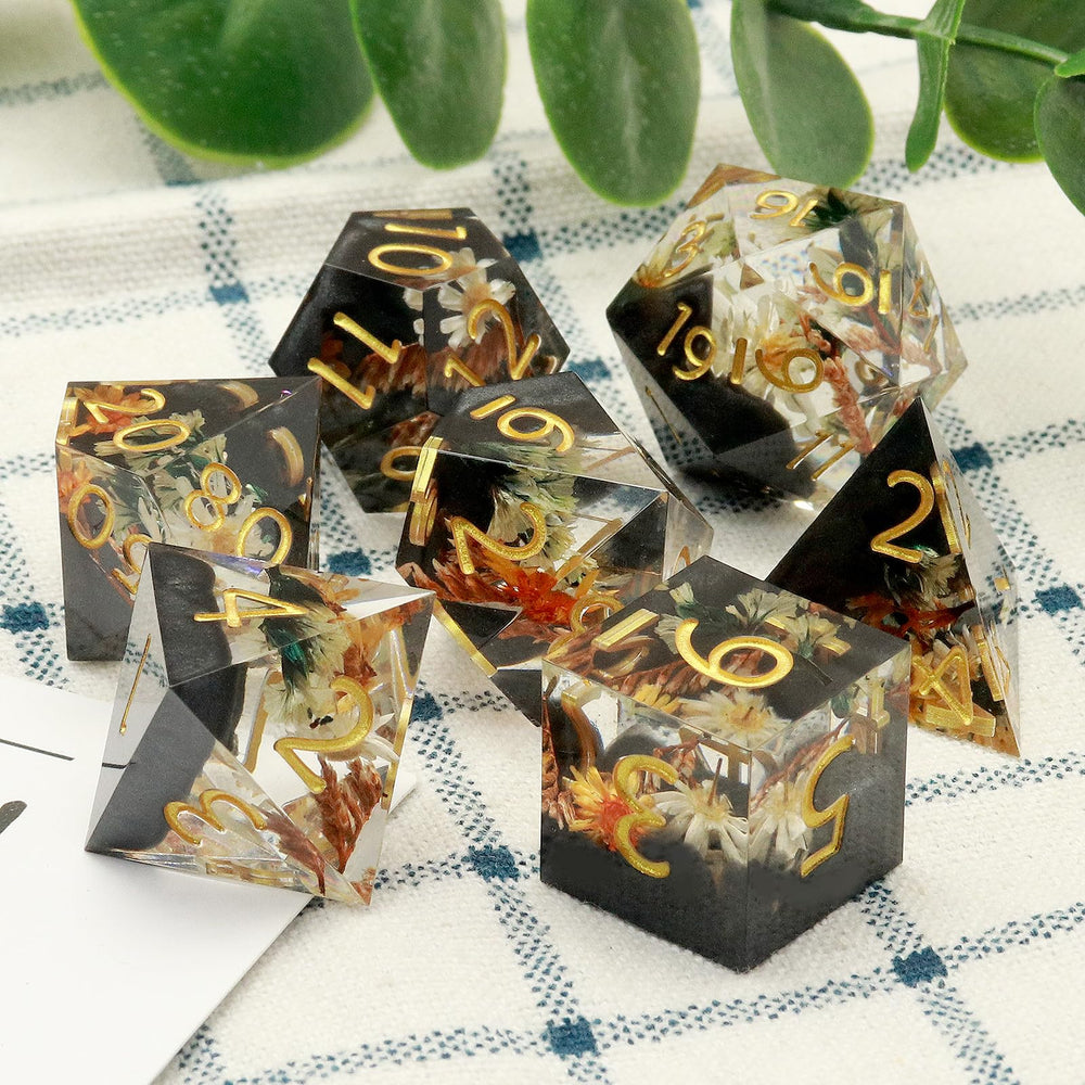 Haxtec flower-pattern resin dice add visual flair to game nights.
