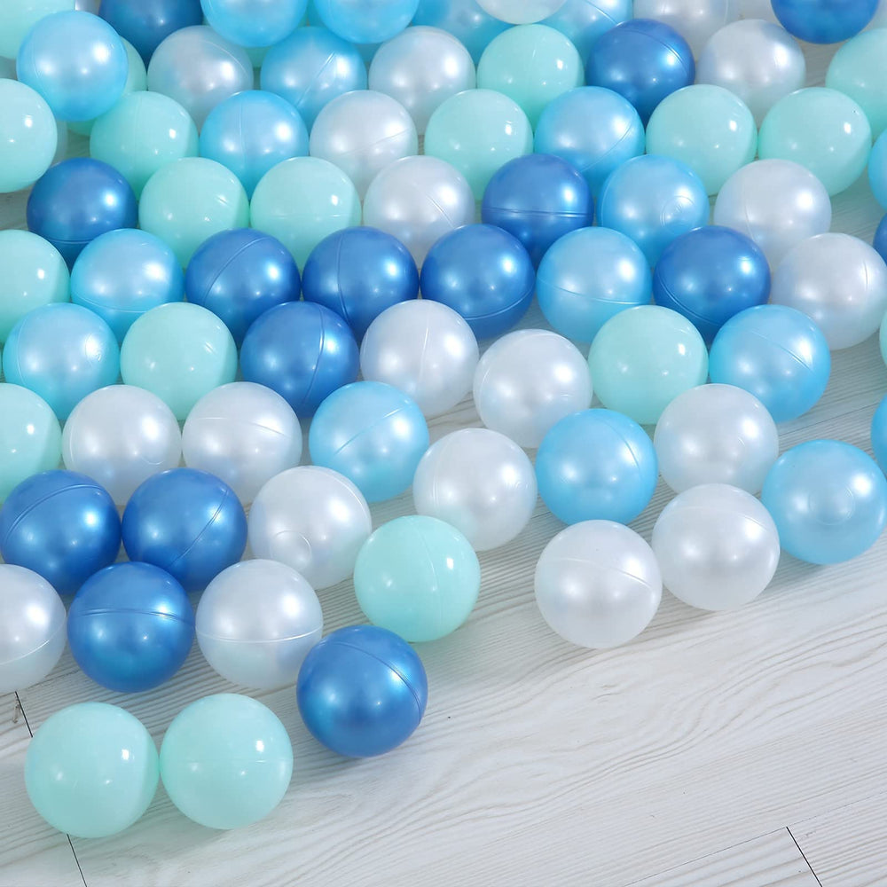 Heopeis pit balls in play tent scene promote active, safe exploration.