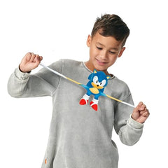 Heroes of Goo Jit Zu Speed Surge Sonic arms stretch up to 16 inches for dramatic poses.
