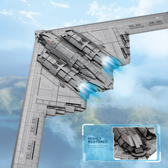 HI-REEKE B2 bomber building detail shows 2063 pieces and safe ABS plastic.