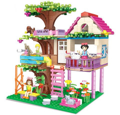 HOGOKIDS Tree House includes bird house for nature-themed play