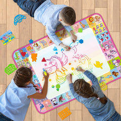 Hollyhi Gift-pack with pens and molds included, great for gifts.
