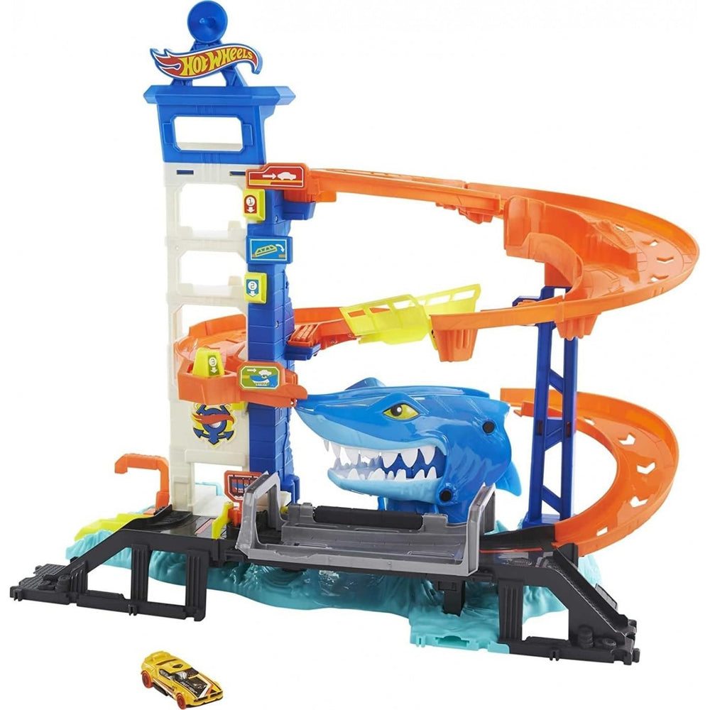 Hot Wheels Attacking Shark Escape Playset shark lurks beneath the garage, inviting dramatic pretend play.