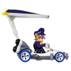 Hot Wheels Super Mario deco details reflect iconic game visuals for fans.