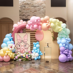 House of Party 7 color balloons brighten entries and backdrops for festive flair.