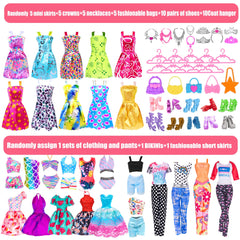 iBayda 11.5-inch closet set promotes organization and creative styling during playtime.