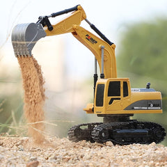 ID Gerilla RC Excavator Toy with lights and sounds in action