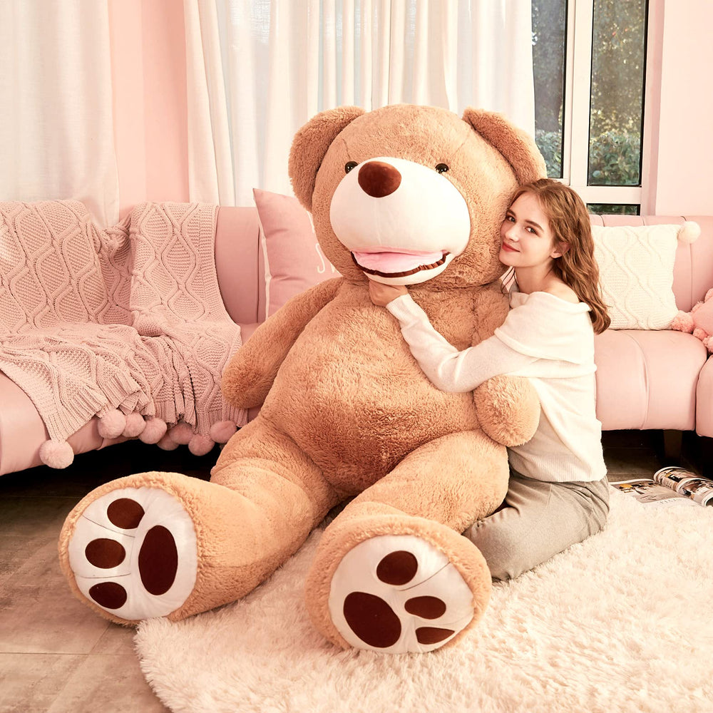 IKASA teddy bear back view demonstrates ample plush surface for hugs