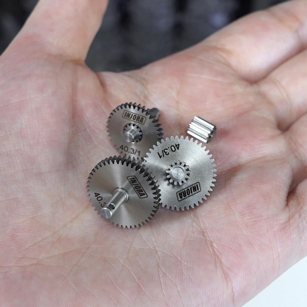 INJORA grease reminder for optimal gear performance during installation