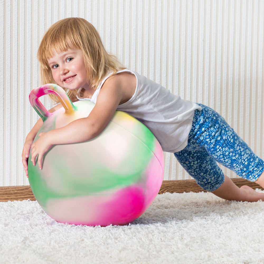 Gift-ready box makes INPODAK hopper ball a thoughtful present.