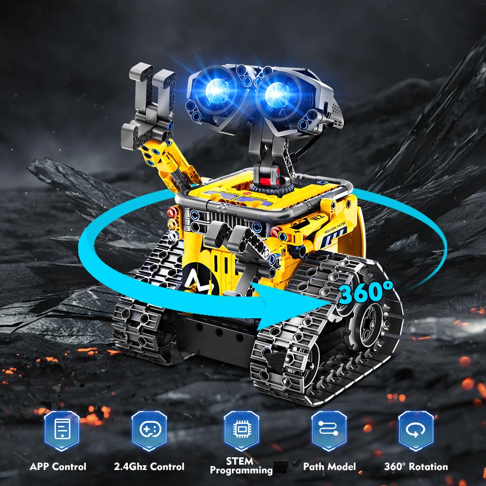 INSOON mech dinosaur model for imaginative mechanical play.