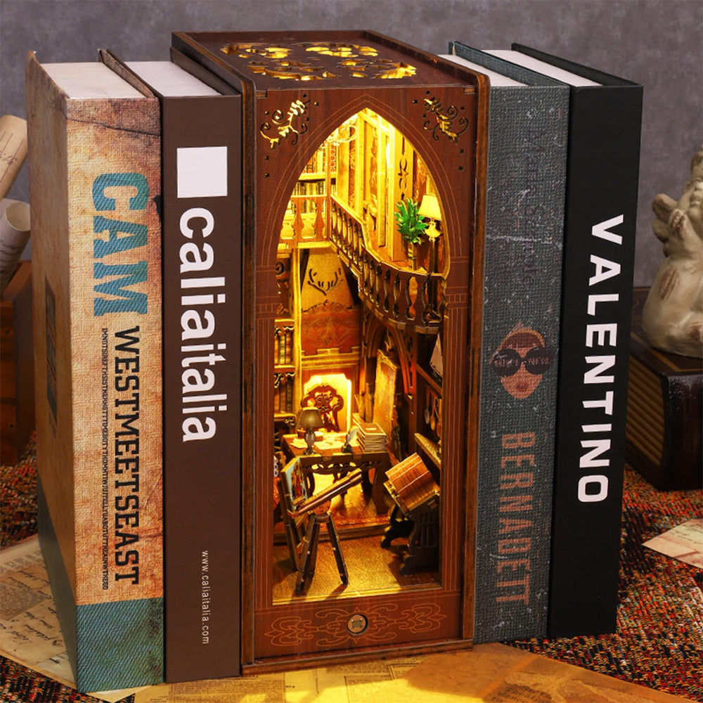 ISSEVE DIY gift idea for teens and adults who love dioramas.