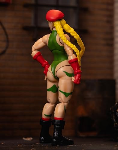 Jada Cammy figure with battle accessories enhances pose variety.