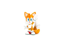 Jada MetalFigs 2.5-inch scale keeps figures compact for display.