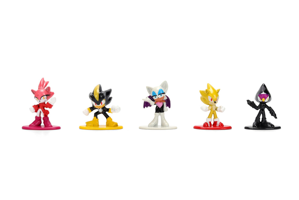 Jada Sonic Series 2 Super Silver figure with metallic finish