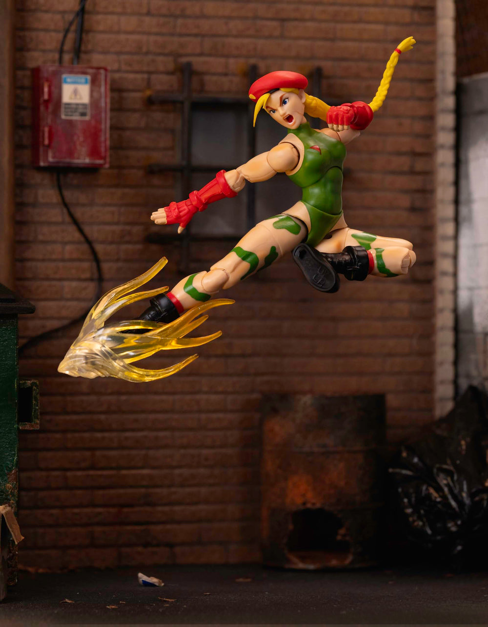 Jada Cammy packaging showcases arcade nostalgia while preserving the collectible.