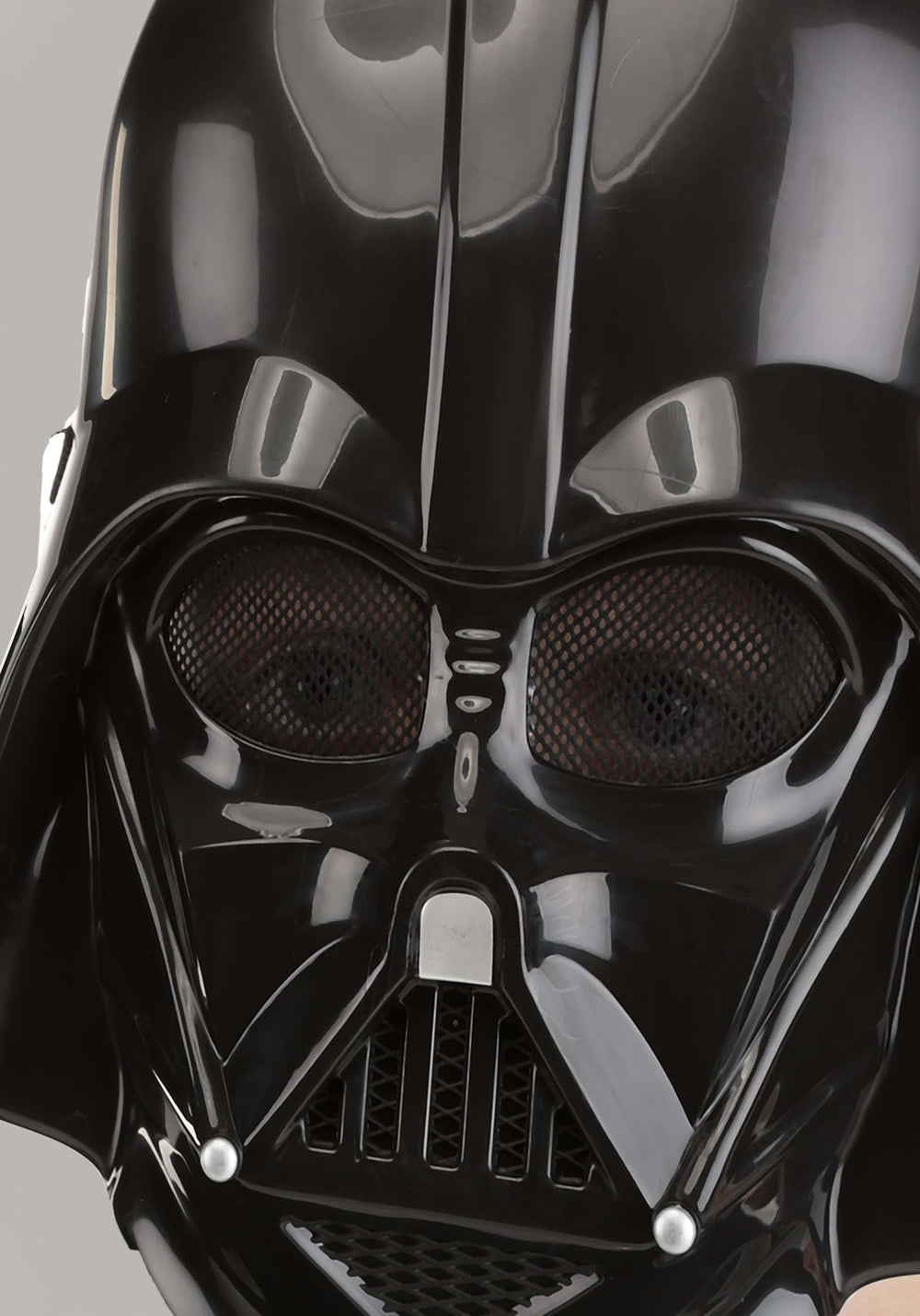 Jazwares Star Wars Darth Vader mask elastic band ensures secure, adjustable fit.