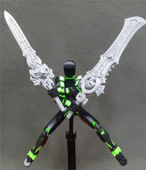 Jirown T13 weapon set including demon swords enhances display possibilities.