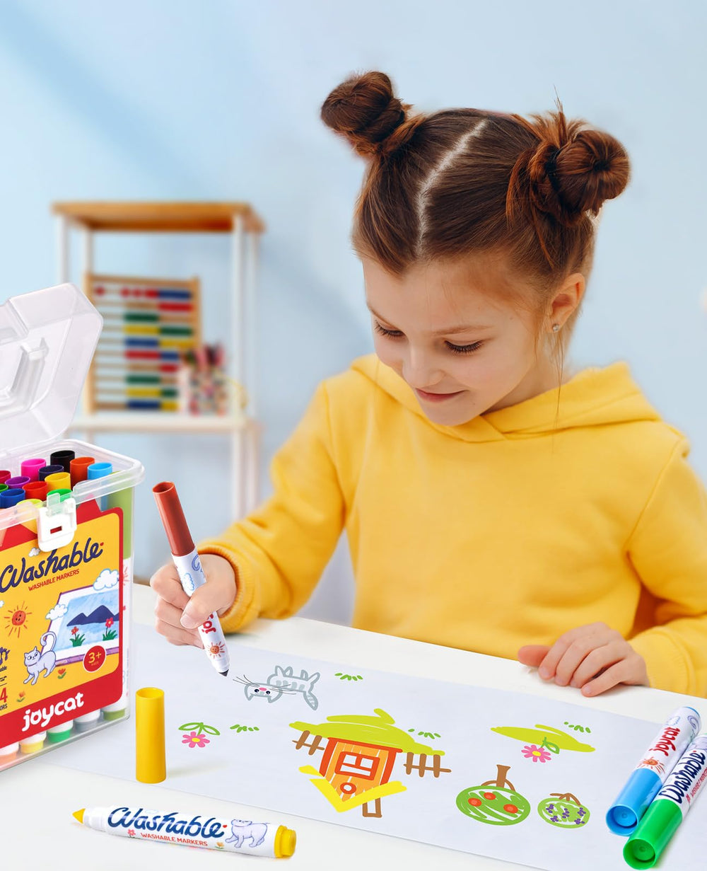 JoyCat marker set travels easily in a case for art on the go.