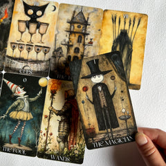 Jrskvaro Daydream Court Cards highlight characterful figures to inspire readings and storytelling.