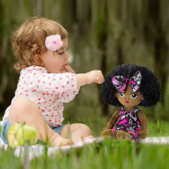 JUSTQUNSEEN soft plush body ideal for toddlers and kids.