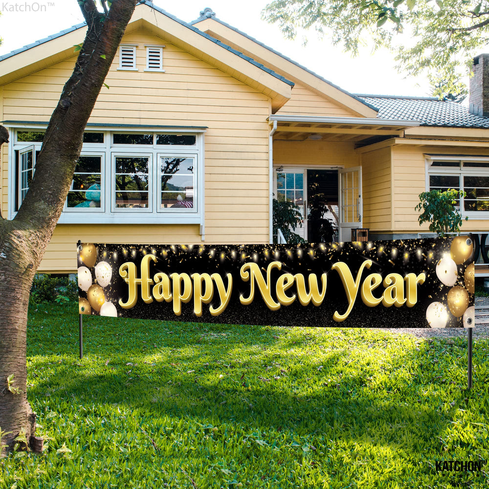 KatchOn entrance banner nye 2026 for welcoming guests.