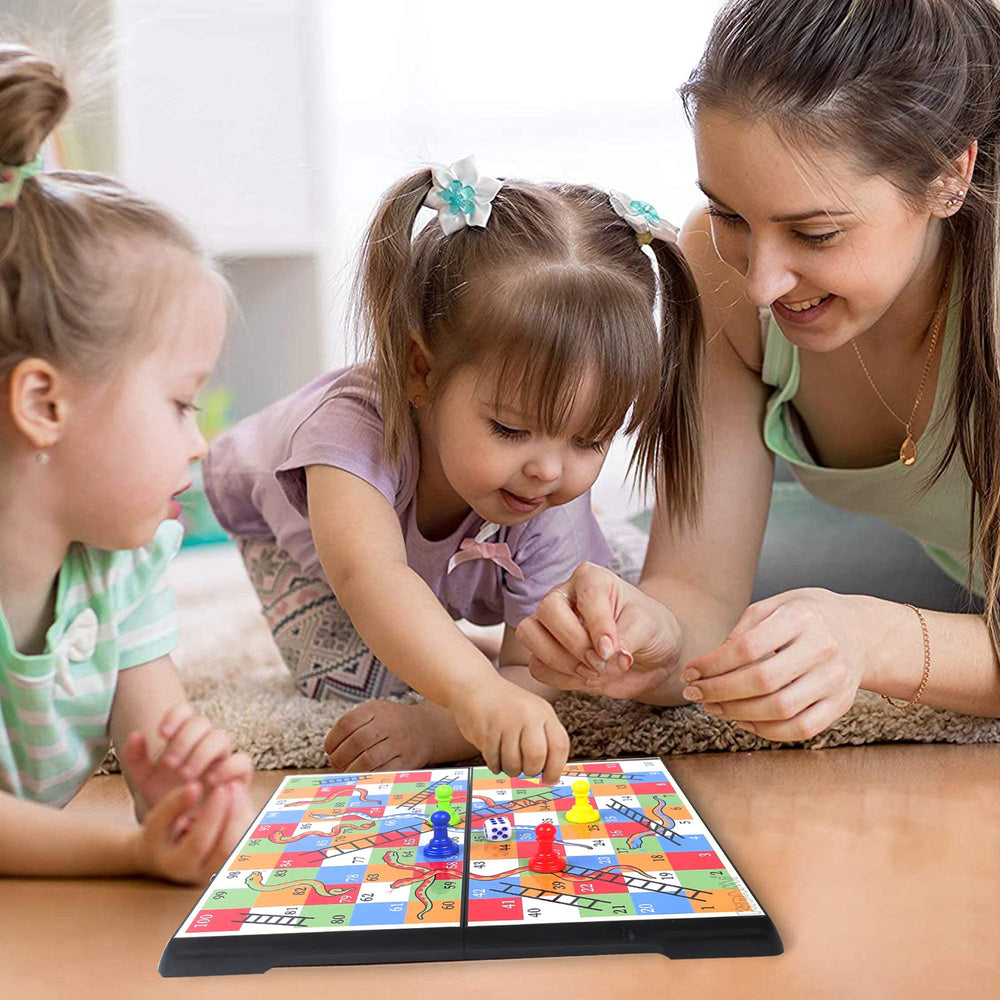 KIDAMI high quality plastic construction supports lasting play sessions.