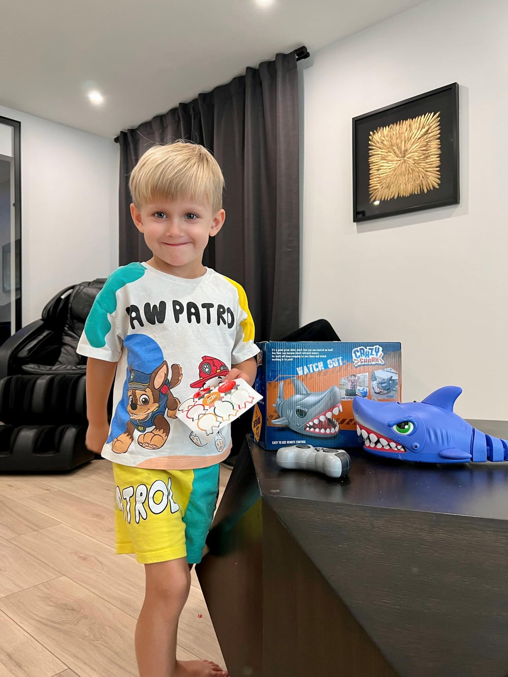 KIDDITOY RC Shark remote controller enables quick play control.