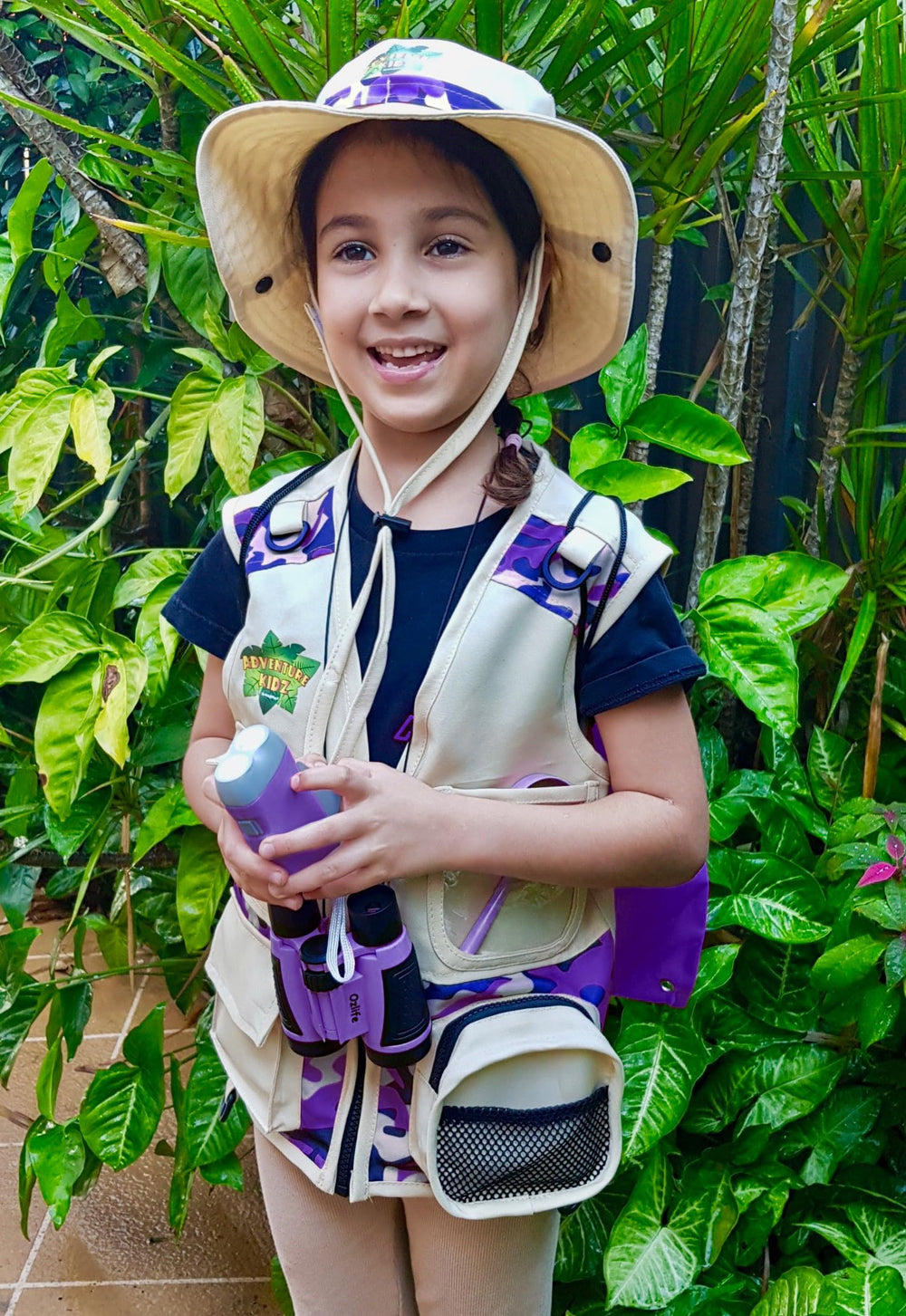 Kidz@Play Adventure Kidz Kit flashlight provides ready light for camping and night adventures.
