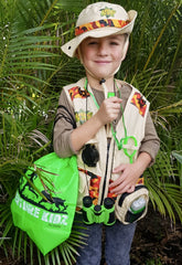 Kidz@Play Adventure Kidz kit magnifying glass reveals tiny details on plants.