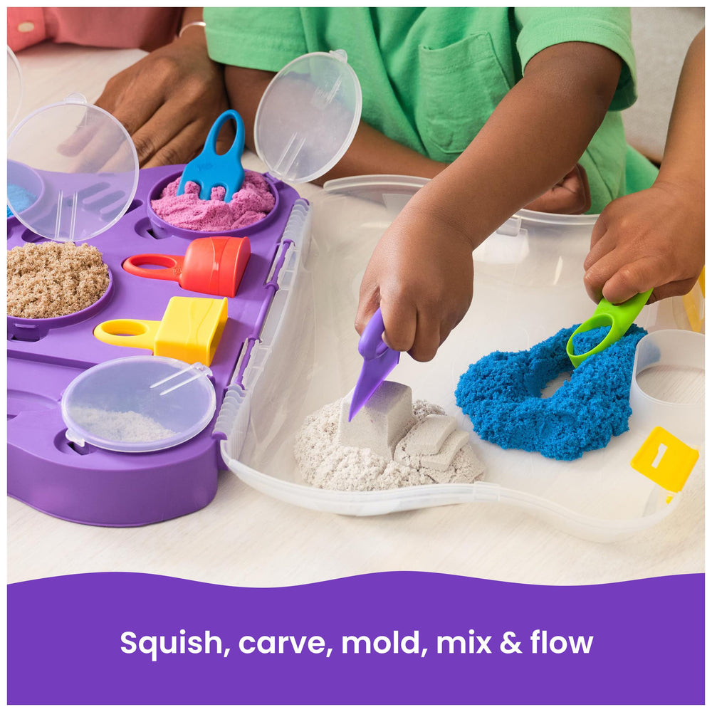 Kinetic Sand Variety Case interior features built-in compartments for tidy storage.