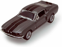 KiNSMART 1967 Shelby Mustang GT500 pullback action; ready for play or shelf.