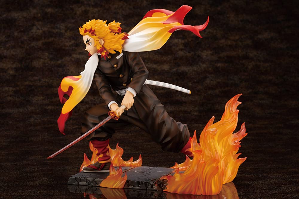 Kotobukiya Kyojuro Rengoku pose highlight, great for display storytelling in your collection.