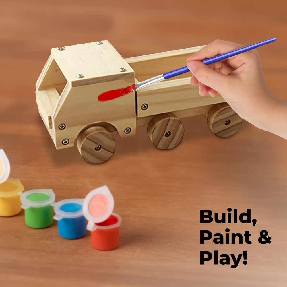 Kraftic step-by-step-instructions guide kids and adults through six projects.