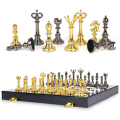Kvintes metal chess board with marbled design for stylish play