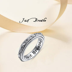 Ladytree S925 ring focusing on durability and everyday use.