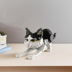 Larcele Cat mini building blocks packaging and safety label highlighting product quality.