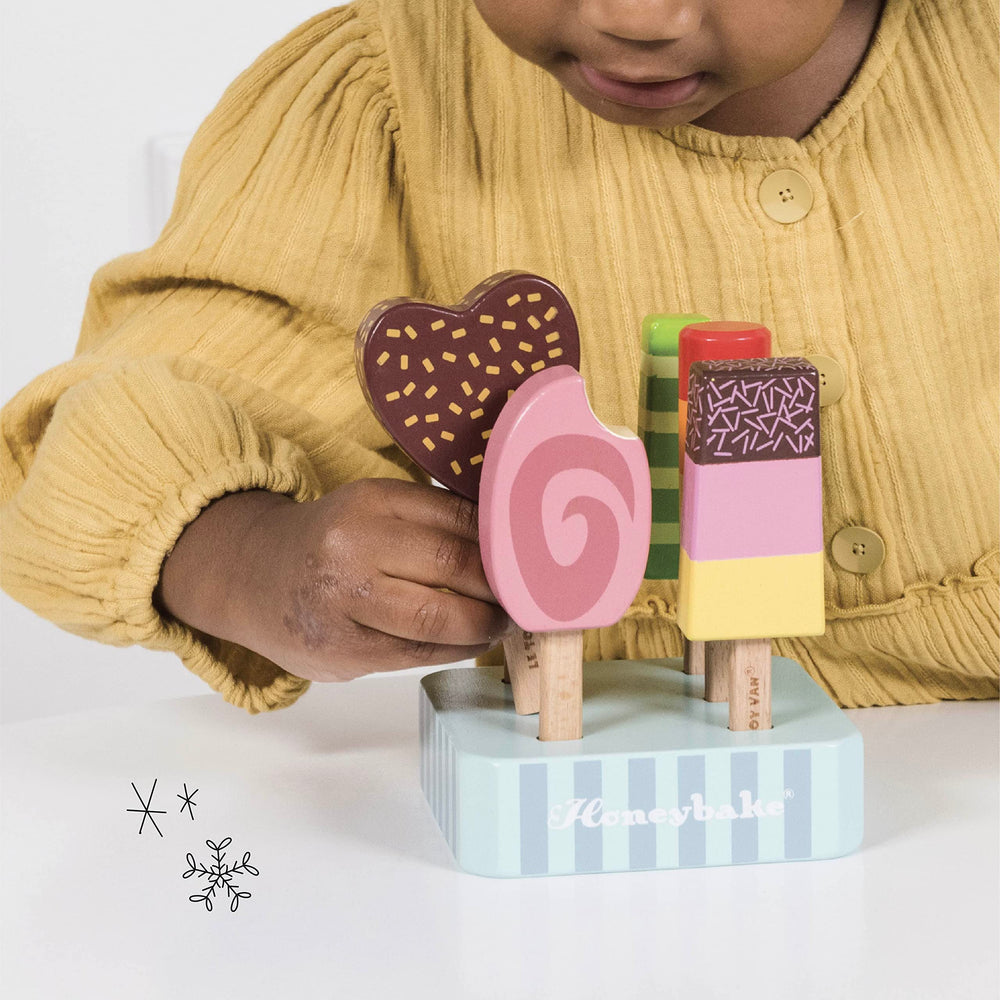 Le Toy Van Honeybake rubberwood toy crafted for durable, eco-conscious play.