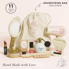 Le Toy Van Star Beauty Bag perfume bottle highlights pretend grooming and social storytelling.