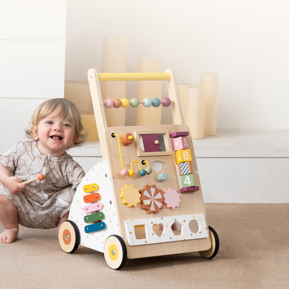 Leeshyah walker shape sorter – sorting shapes supports early cognitive skills.