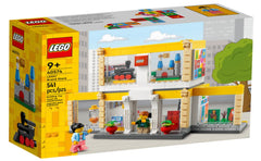 LEGO 40574 cash register detail enhances pretend shopping experiences.