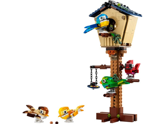 LEGO Creator 3in1 Birdhouse top stand with birds for imaginative play.