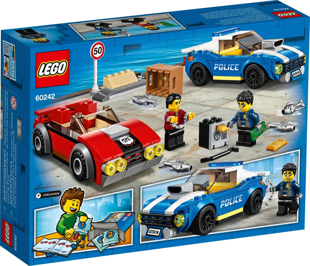 LEGO City Police Highway Arrest: Getaway car boosts fast-paced exterior chase scenes
