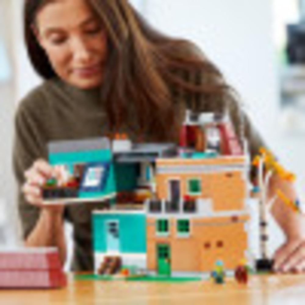 LEGO Creator Expert Bookshop 10270 compatible with Downtown Diner and Corner Garage